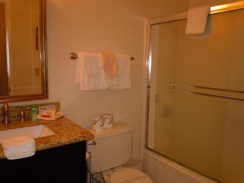 Two-Bedroom Deluxe Unit #27 by Escape For All Seasons Bus Lic #23546 - image 8
