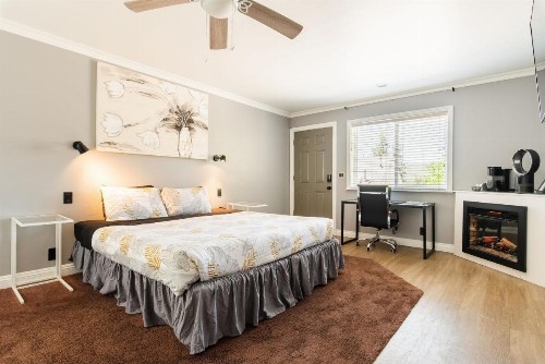 Lindberg Suites - image 2