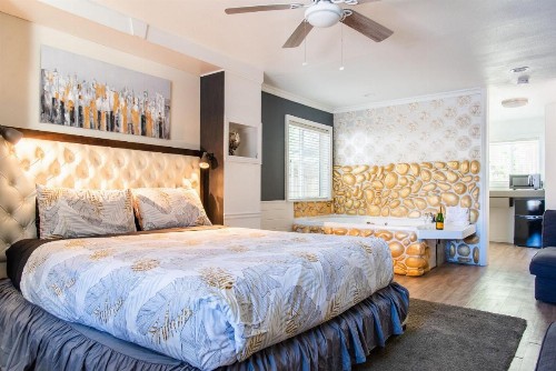 Lindberg Suites - image 30