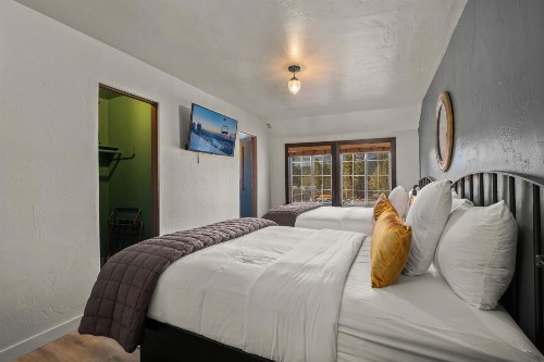 Wolf Creek Resort - image 7