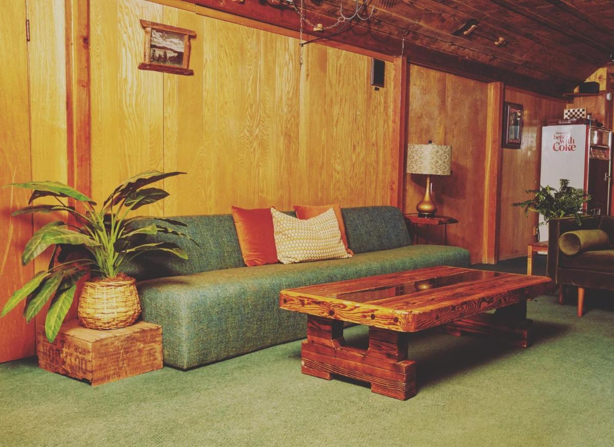 Oak Knoll Lodge - image 7
