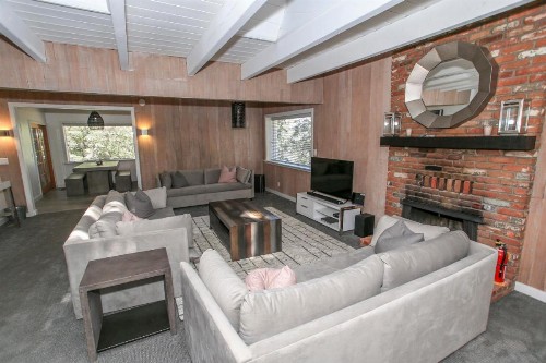 Scandinavian Dream Chalet Home - image 3