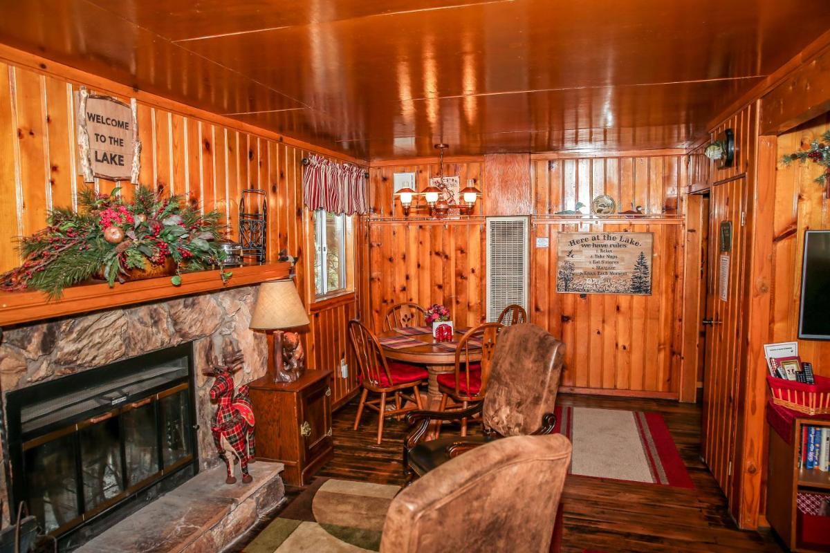 Cinnamon Bear Cabin - image 5