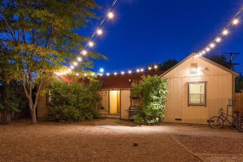 Parkside Cottage - image 1