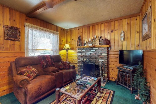 BearPaw Cottage - image 11
