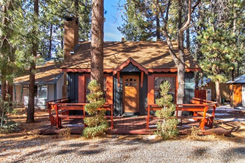BearPaw Cottage - image 8