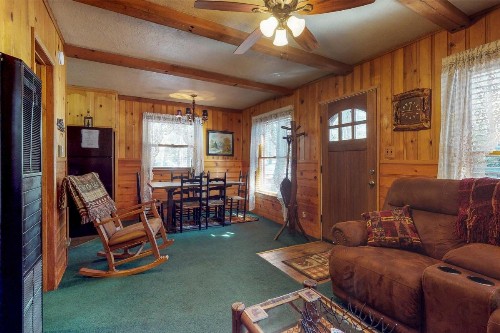 BearPaw Cottage - image 9