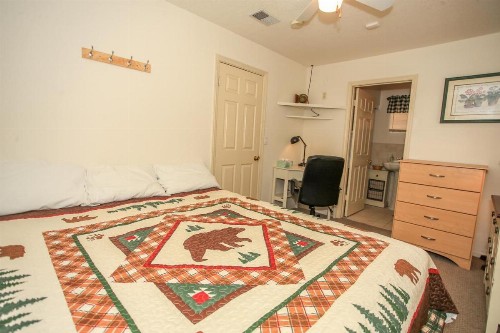 Peaceful Pines - image 9