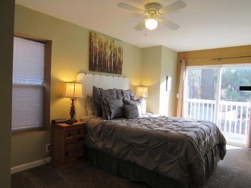 Big B's Den - image 14