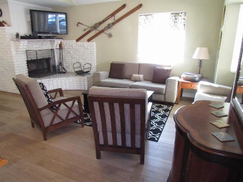 Big B's Den - image 19