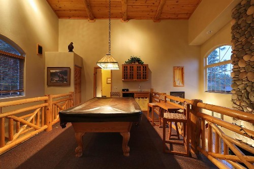 Summit Ski-Inn Ski-Out - image 3