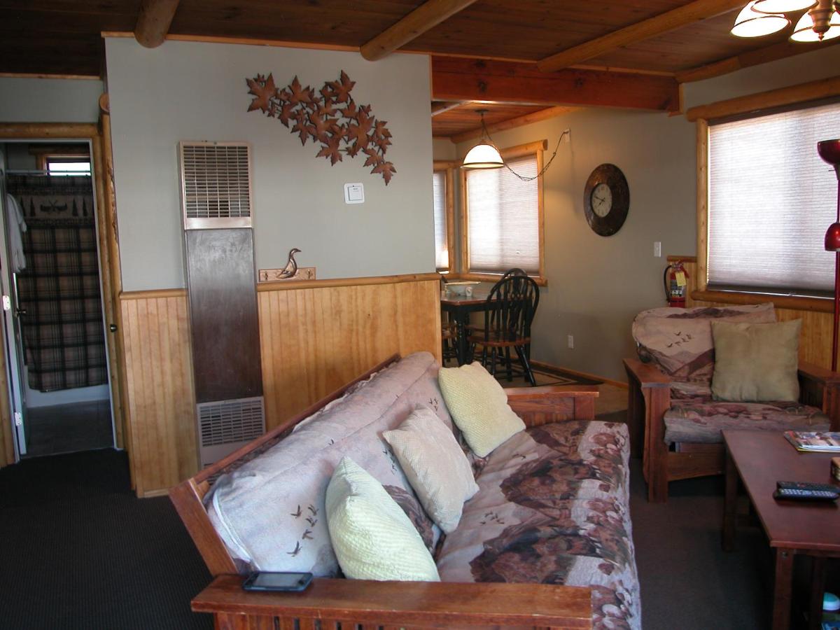 Moonridge Ski Pad - image 7