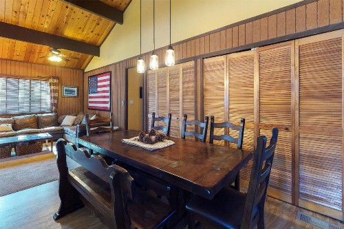 Ponderosa Getaway - image 9
