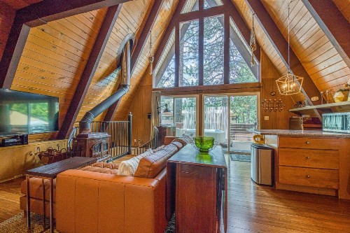 Happier Cabin - image 3