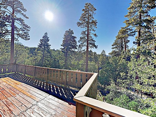 New Listing! All-Suite Forest Retreat With Hot Tub Home - image 11