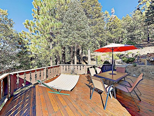 New Listing! All-Suite Forest Retreat With Hot Tub Home - image 2