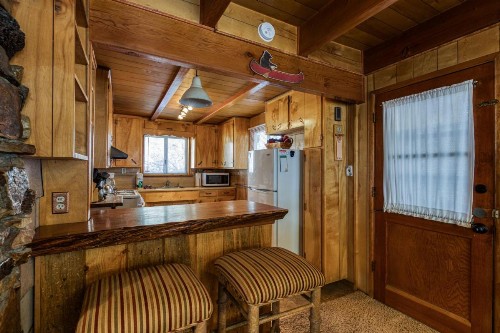 Sunshine Cabin - image 7