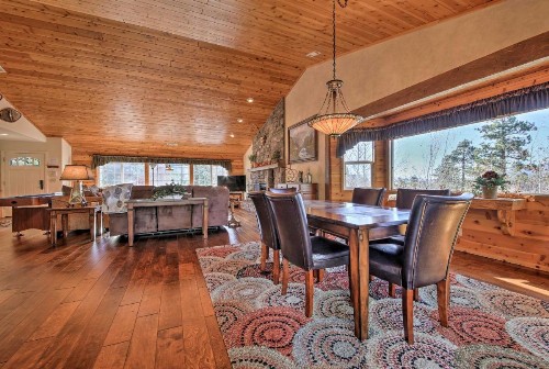 Luxe Castle Glen Home- Hot Tub 2 Decks Game Room - image 8