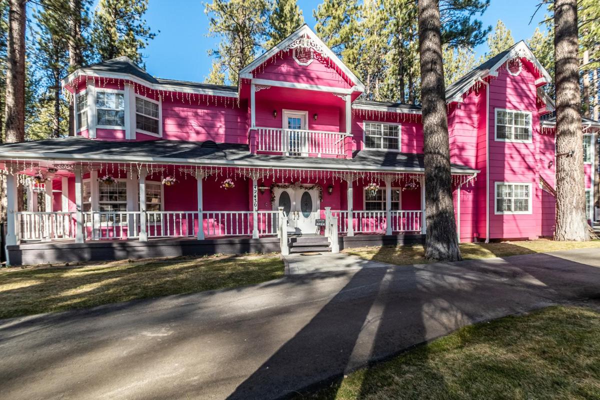 Apples Bed and Breakfast Inn - main image