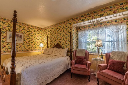 Apples Bed and Breakfast Inn - image 6