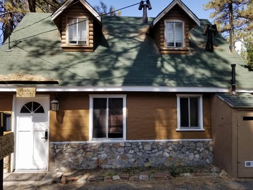 Grey Squirrel Resort - image 11
