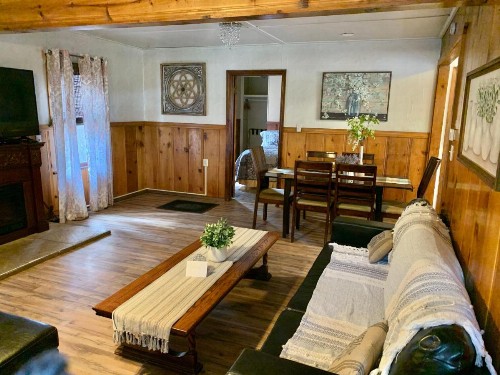 Grey Squirrel Resort - image 37
