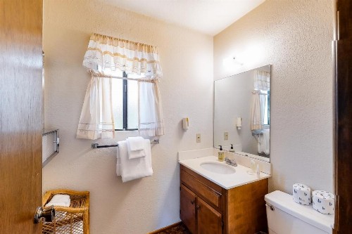 Bear Trails Inn - image 11