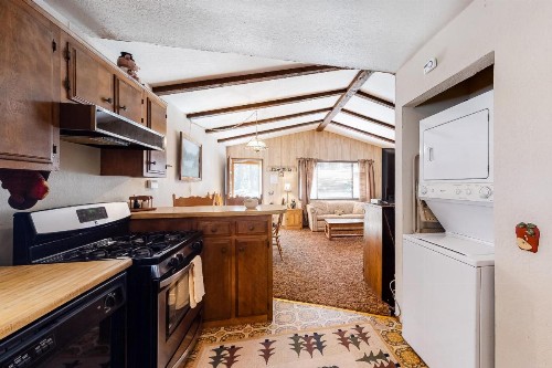 Bear Trails Inn - image 7