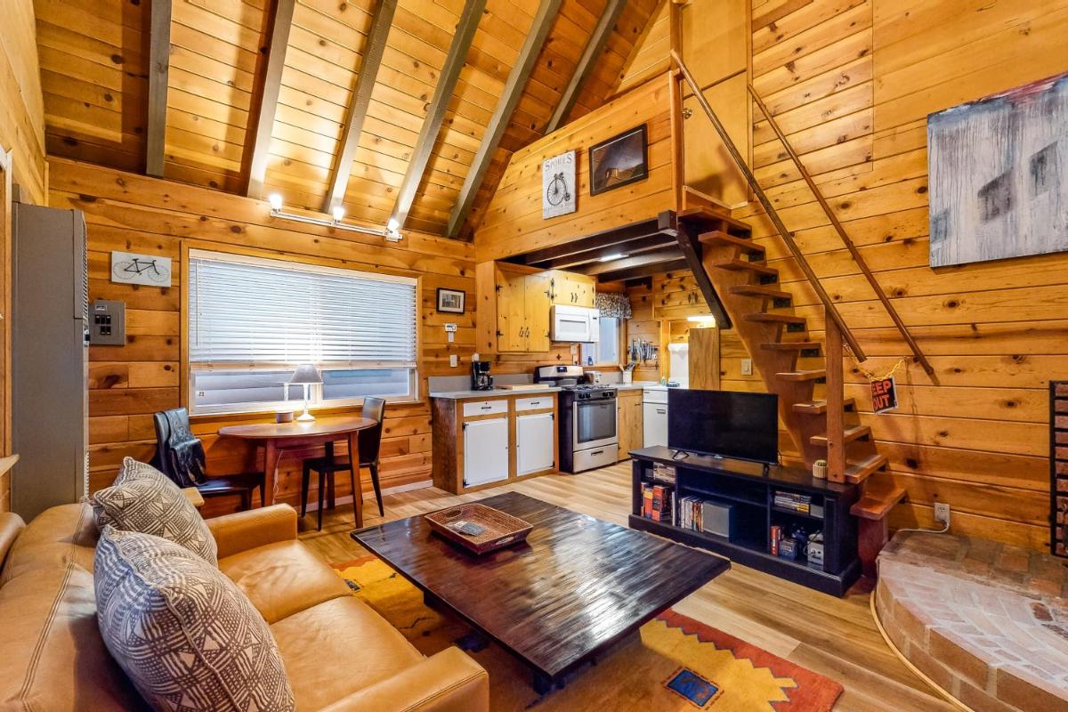 Bristlecone Cottage - image 2