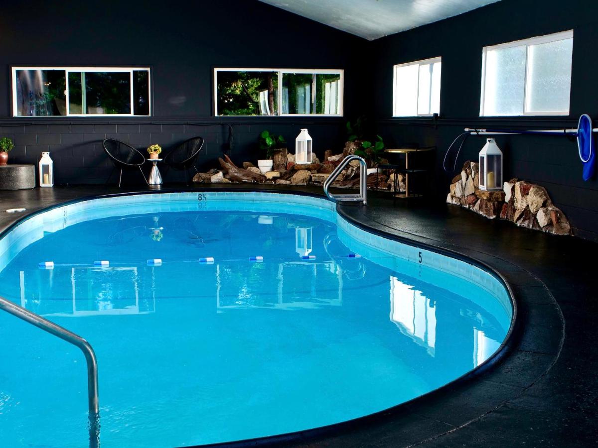Sierra Blue Suites - main image