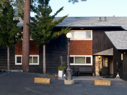 Sierra Blue Suites - image 12