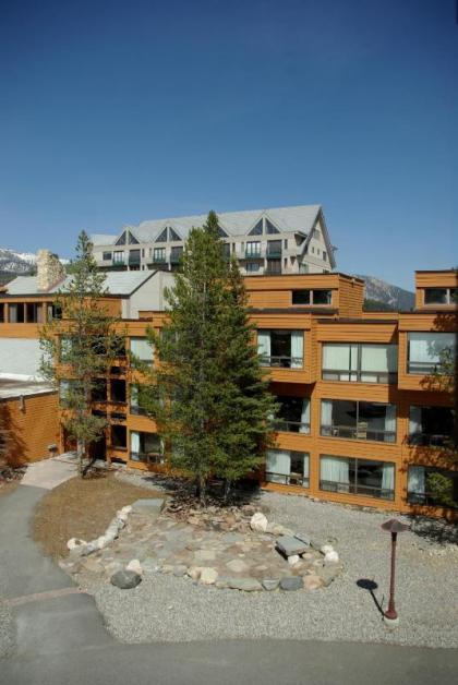 Huntley Lodge at Big Sky Resort Montana