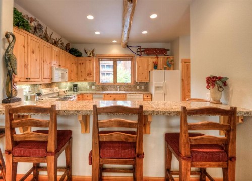 Lone Moose Meadows-Unit 204 - image 8