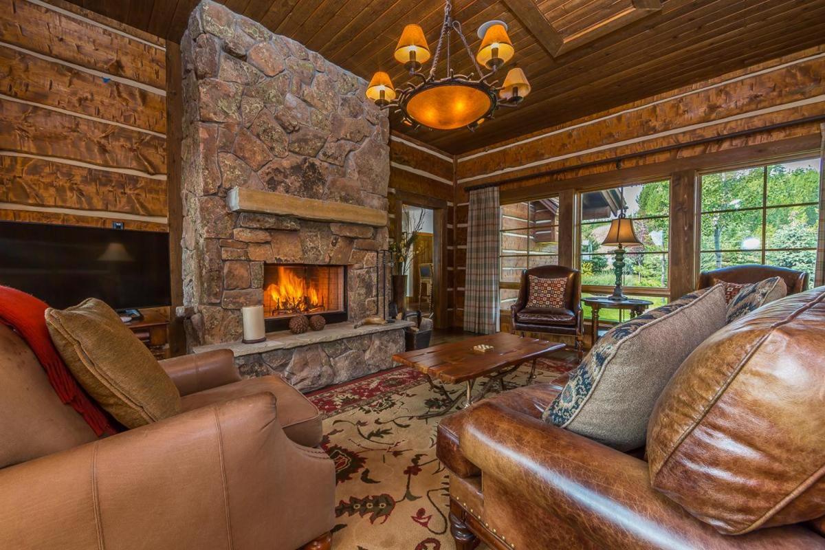 Spanish Peaks Settlement Cabin - main image