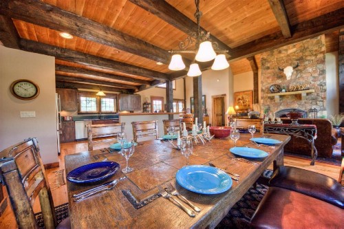 Antler Ridge Lodge - image 11