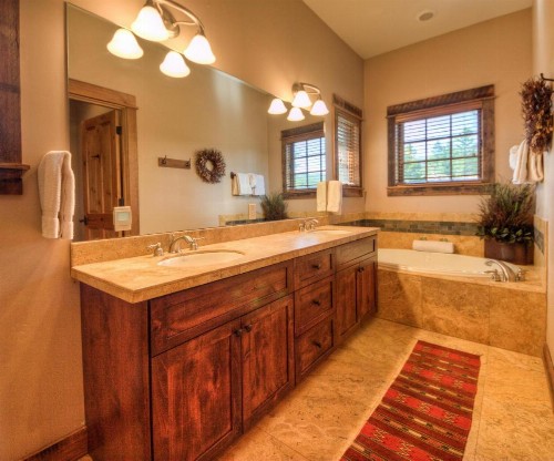 Antler Ridge Lodge - image 16