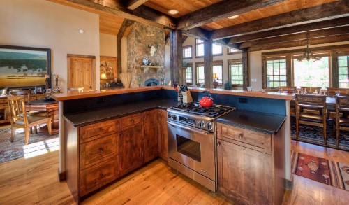 Antler Ridge Lodge - image 18