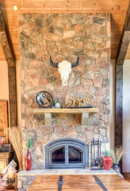 Antler Ridge Lodge - image 25