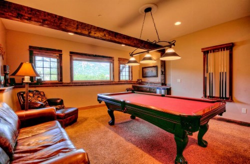 Antler Ridge Lodge - image 28