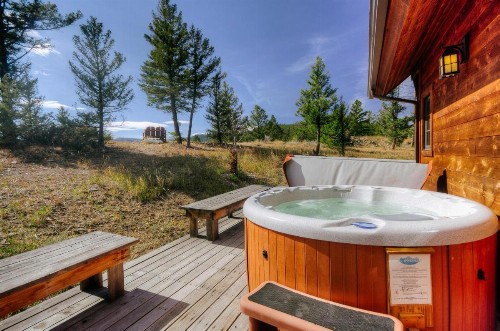 Antler Ridge Lodge - image 7