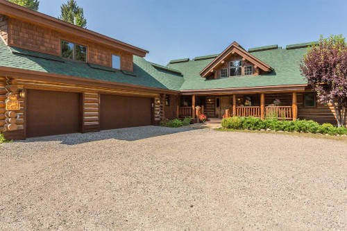 Huckleberry Hideaway - image 13