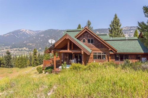 Huckleberry Hideaway - image 31