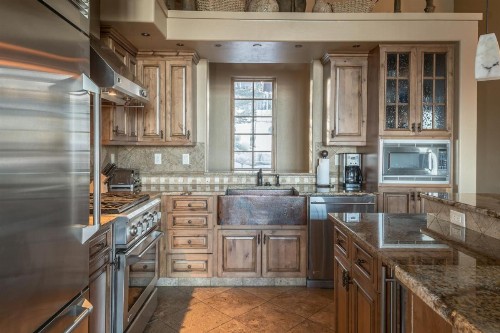 Wolf Pack Hideaway - image 11
