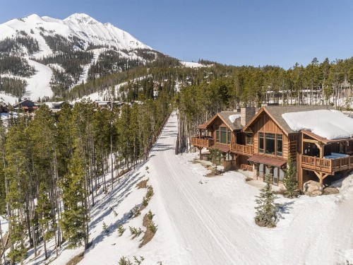 Wolf Pack Hideaway - image 17
