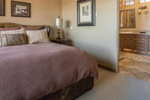 Wolf Pack Hideaway - image 8