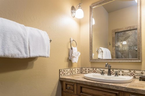 Wolf Pack Hideaway - image 9