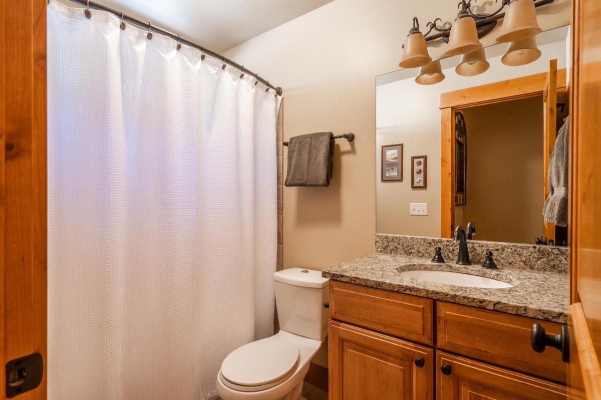 Gallatin River Getaway - image 7