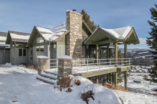 Hillside Hideaway - image 30