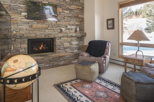 Hillside Hideaway - image 5