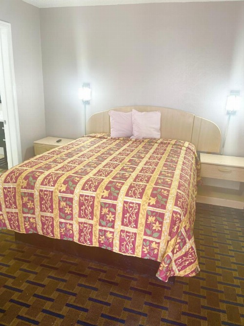 Bradbury Inn - image 10